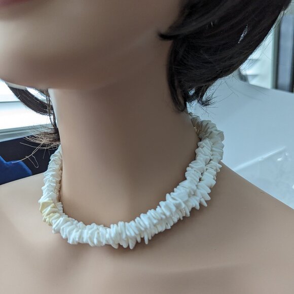 Shell Choker Necklace Bundle of 2 natural chards hand beaded vintage - Picture 3 of 12